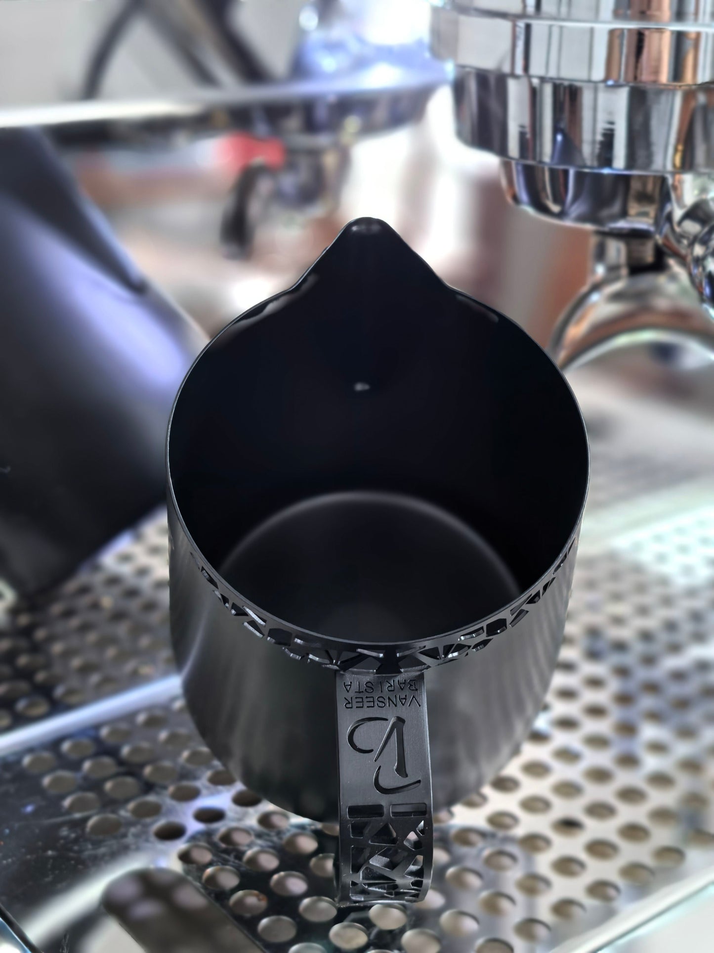 VS003 Pro Hollow Style Latte Art Pitcher 650ML